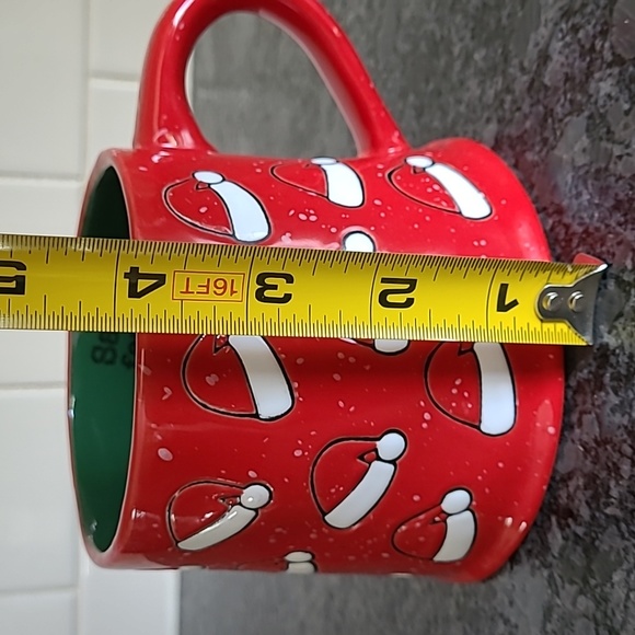 "Santa's Favorite" Mug - Picture 7 of 9